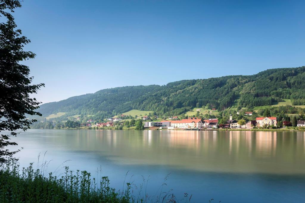 Wesenufer Hotel & Seminarkultur An Der Donau Exterior photo